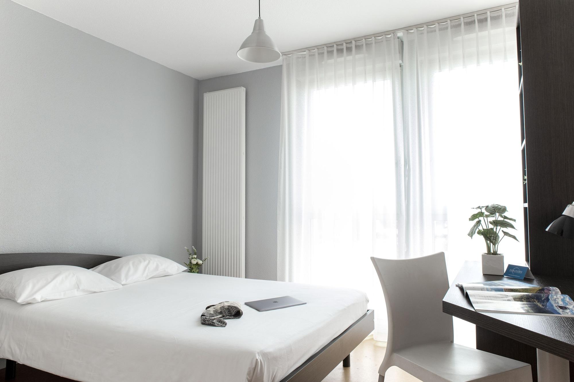 Comfort Aparthotel Besancon Hauts Du Chazal Bagian luar foto