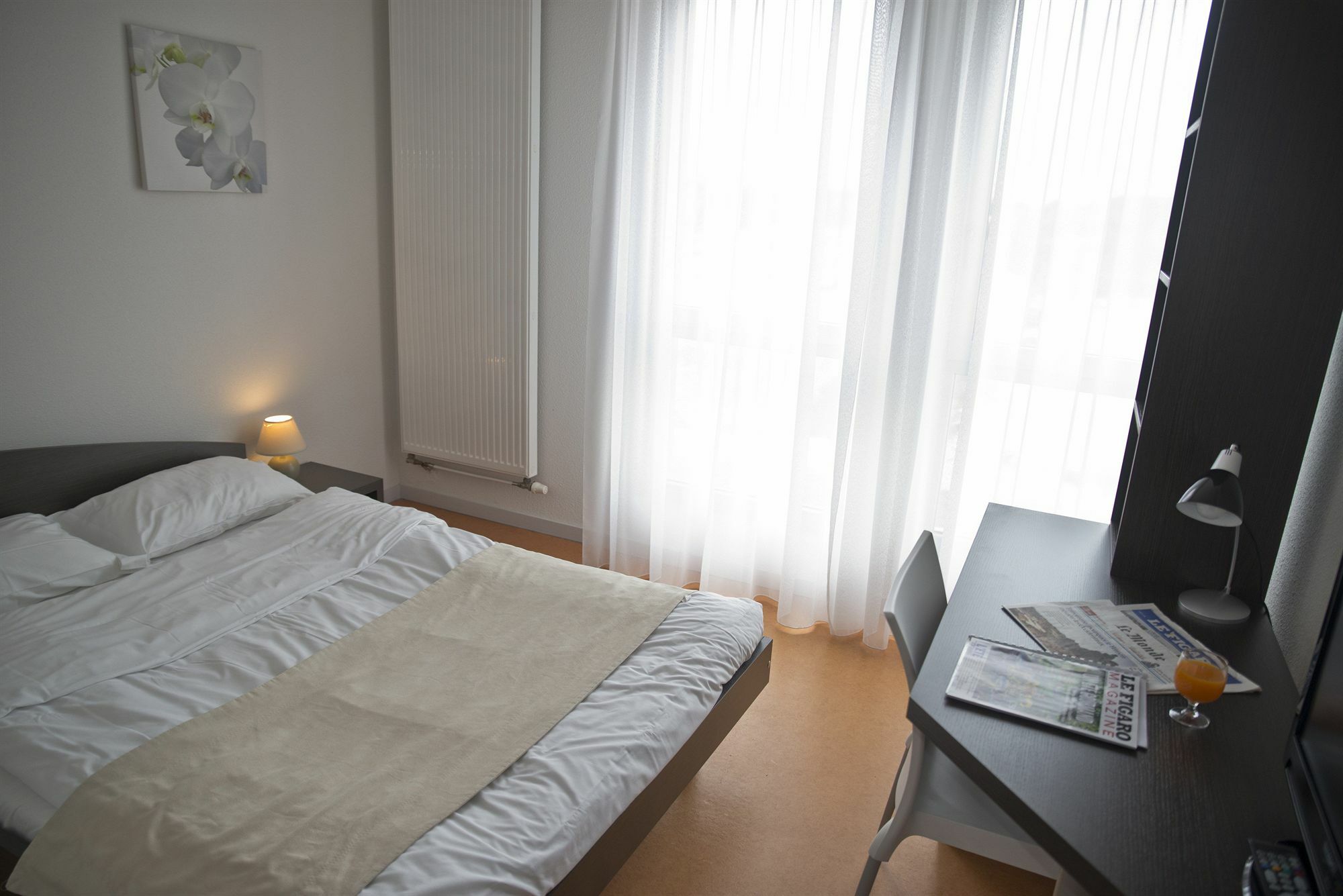 Comfort Aparthotel Besancon Hauts Du Chazal Bagian luar foto